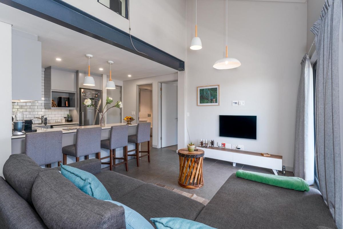 Modern 2-Bedroom Apartment with Mountain Views | The Chesterfield - Photo 4