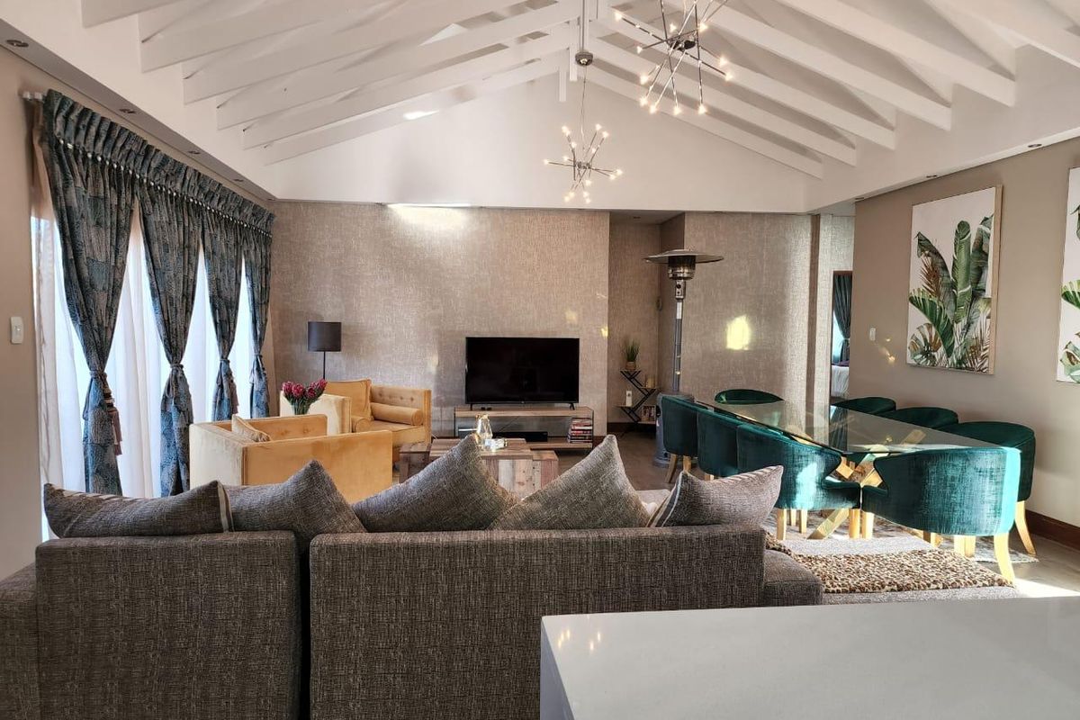 Luxury Living Starts Here – Your Heuwelsig Haven Awaits! - Photo 5