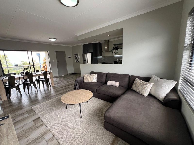 Experience luxury living at its finest with this exquisite 2 Bedroom Luxury Lifestyle Apartment. - Photo 8