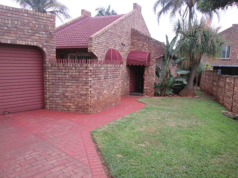 A 3 BEDROOM HOUSE TO RENT IN DOORNPOORT - Photo 1