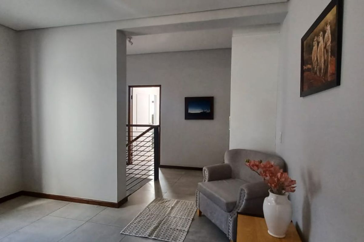 Fully Furnished 3 Bed Townhouse Available Soonest – N$33 000.00 pm Slightly negotiable ! - Photo 5