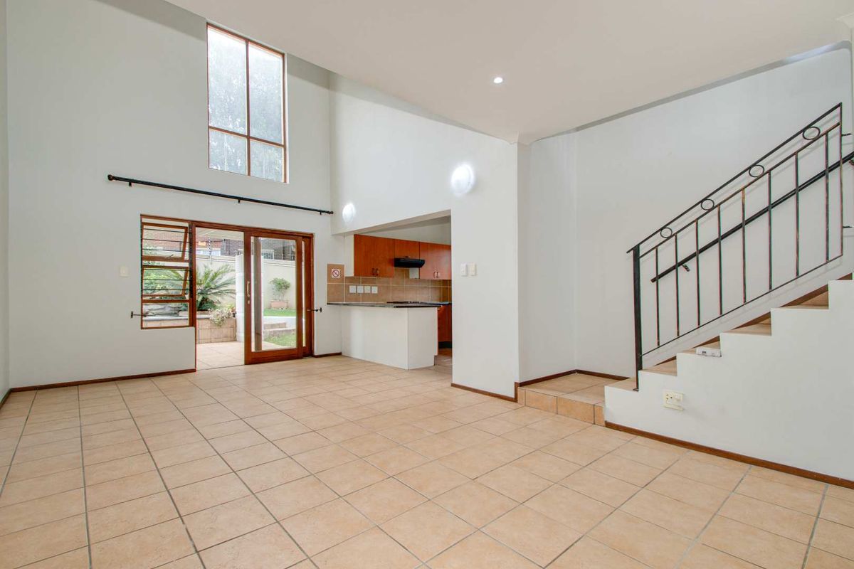 3 Bedroom Cluster for sale in Randpark Ridge - Photo 4