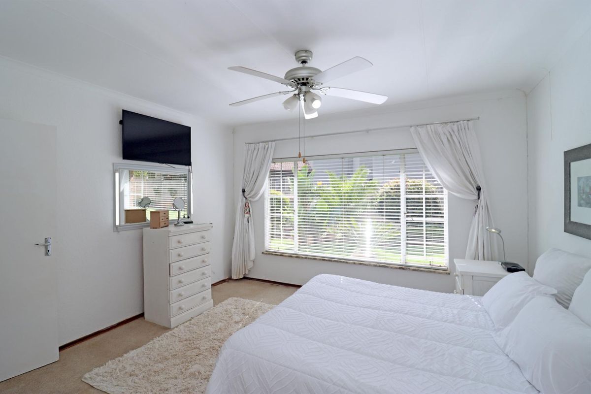 Beautiful Family Home with Separate 2-Bedroom Flatlet in a Prime Area - Photo 3