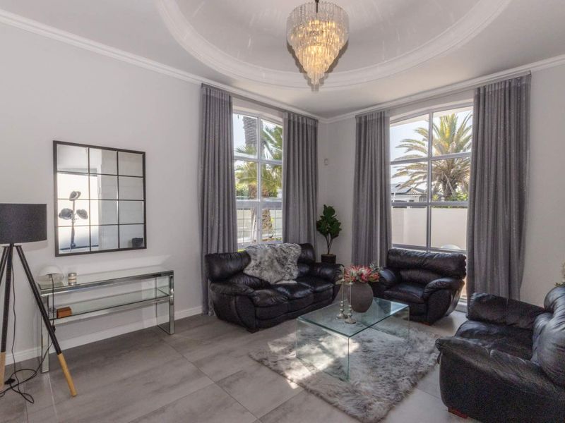 EXTRAVAGANT COASTAL HOME IN SUNSET BEACH FOR RENT - Photo 4