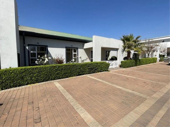 Property #2559995, Apartment Rental Monthly in Modderfontein