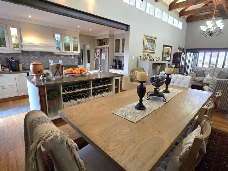 4 Bedroom Executive Home in Seasons Lifestyle Estate - Photo 7