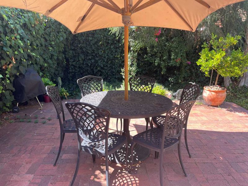 HIDDEN GEM IN THE HEART OF CLAREMONT - Photo 4