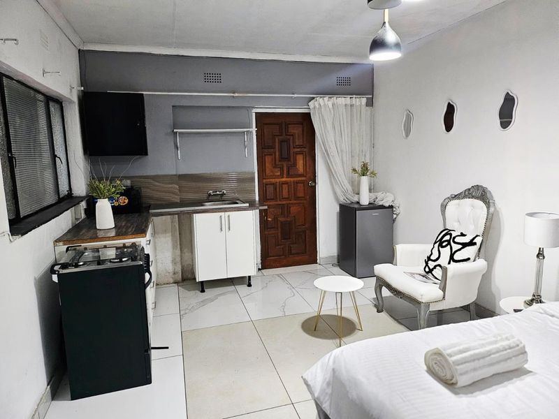 3 bedroom house for Sale in Buccleuch - Photo 7