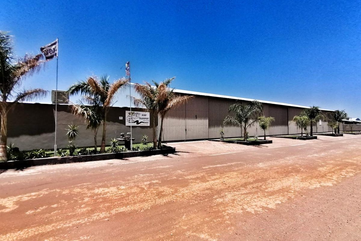 EXCEPTIONAL INDUSTRIAL PROPERTY FOR SALE IN MARIENTAL - Photo 2