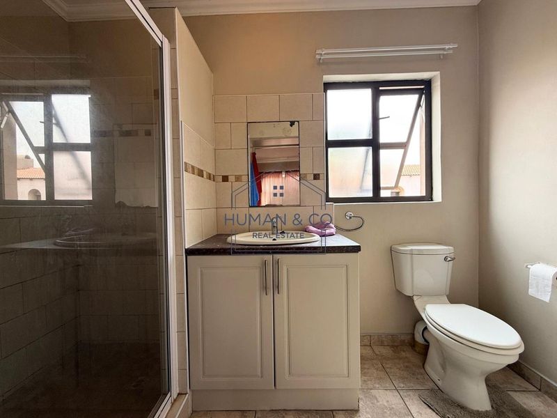 Great Investment Opportunity in Fairway Estate - Photo 8