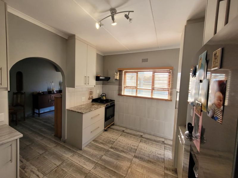 3 Bedroom House  with Flatlet For Sale George South - Photo 10