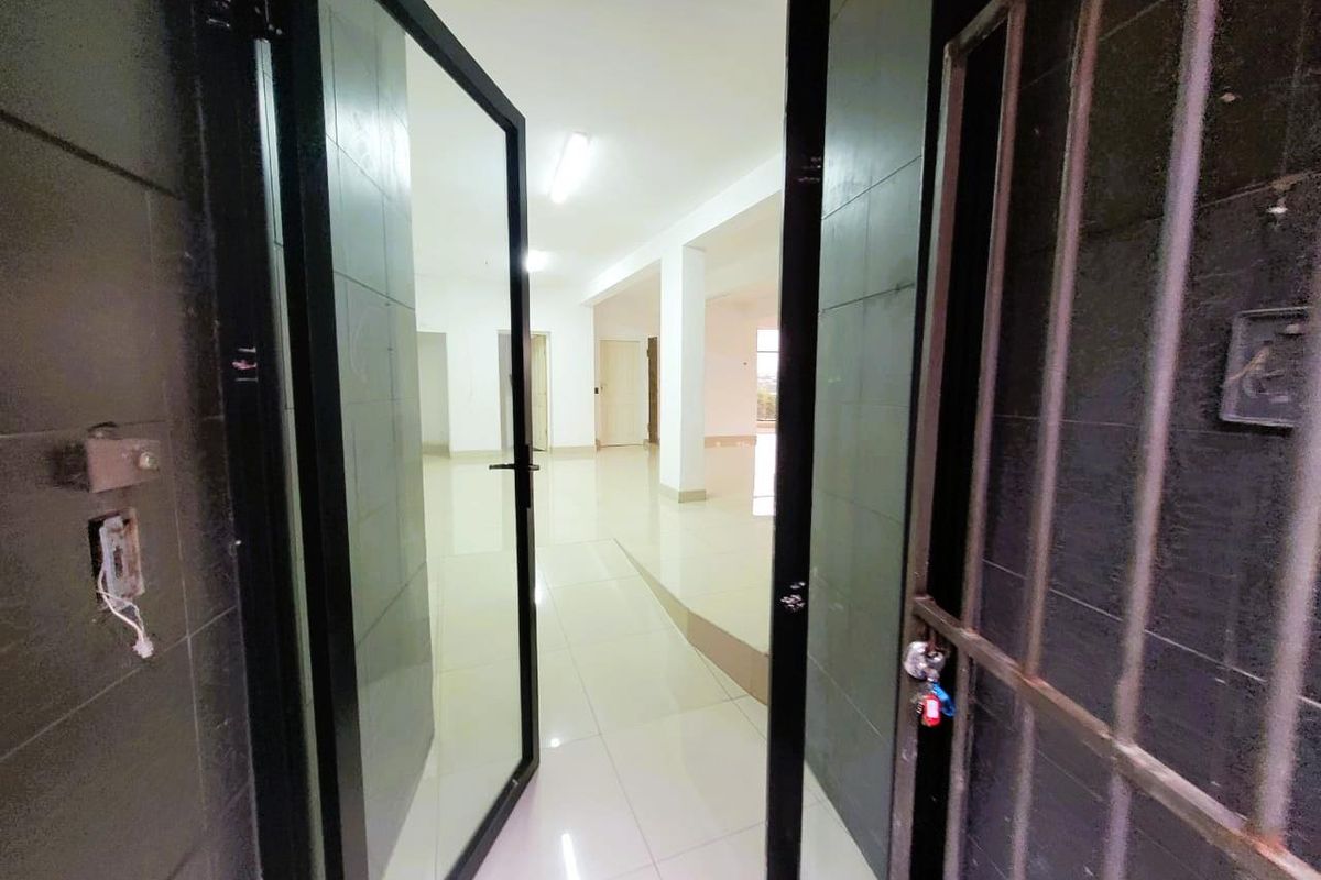 Huge potential awaits you -  Call Centre - Medical rooms, Architects offices, Accounting firms - Photo 5