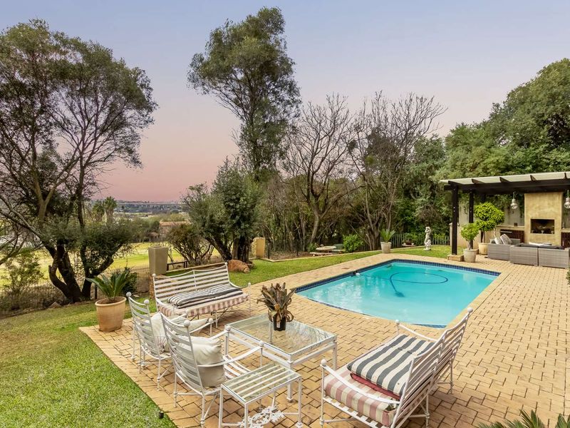 5 Bedroom House for Sale in Dainfern Golf Estate - Photo 10