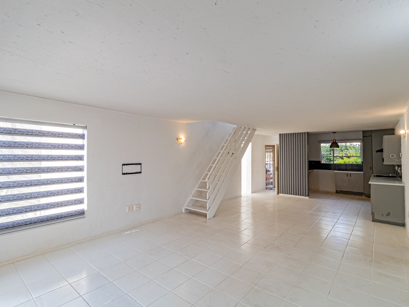 A 4 bedroom House for Sale - Photo 4