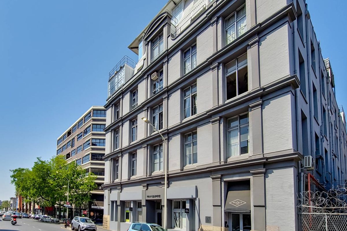 Apartment to rent in Wolroy House! - Photo 2