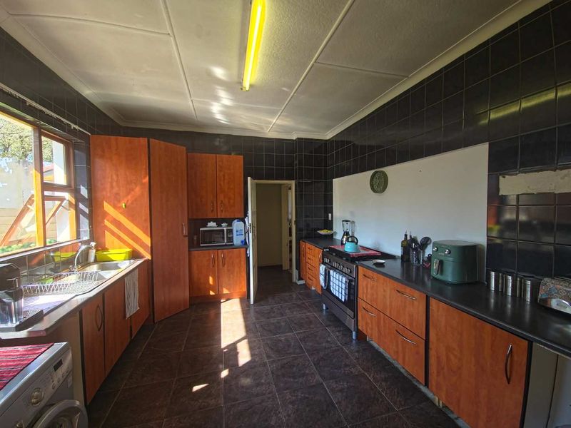 4 Bedroom Property in Florentia Alberton! - Photo 9