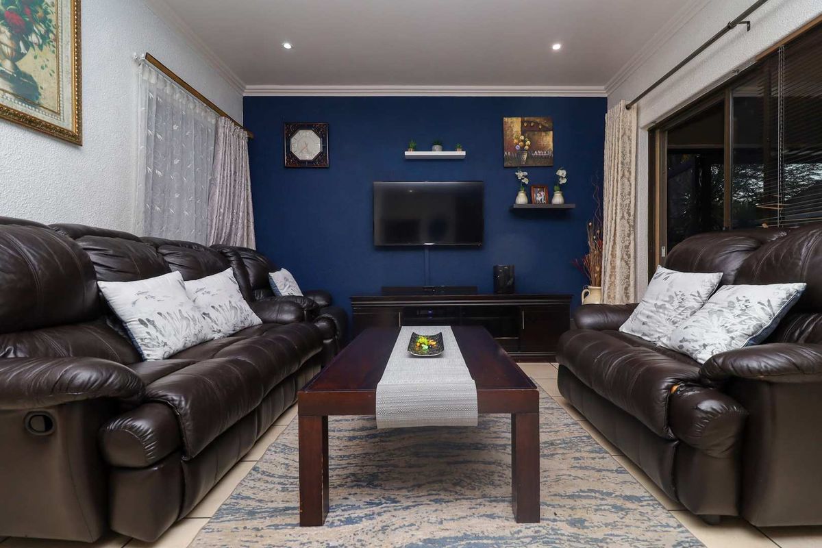 Discover Space and Style in This Stunning Family Home! - Photo 5