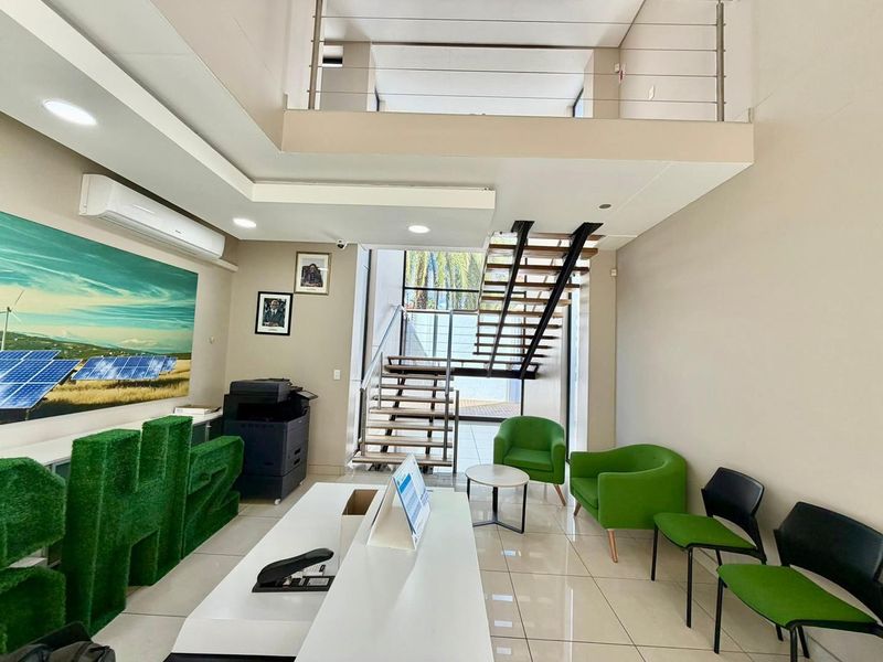 Elevate Your Business with a Prestigious Corporate Address - Photo 10
