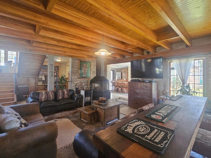 Exceptional Family Home with Modern Conveniences and Unique Features - Photo 7