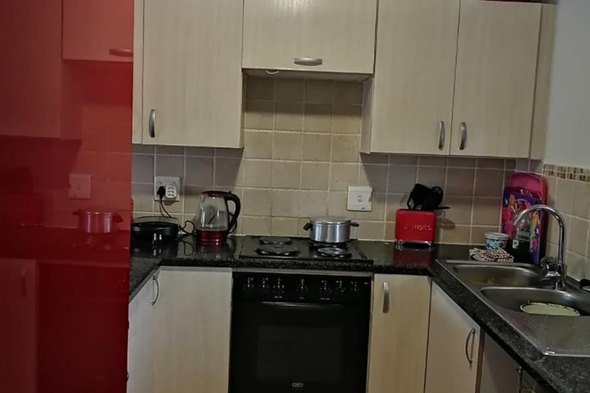 **Charming 3-Bedroom Home in a Prime Location** - Photo 3