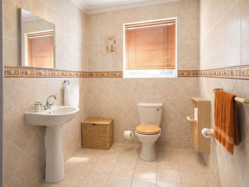 3 Bedroom House for Sale in Dana bay - Photo 7