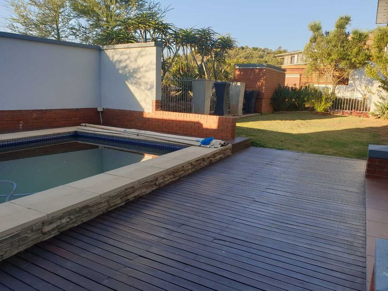 Beautiful 4 Bedroom House in Tranquil settings - Photo 10