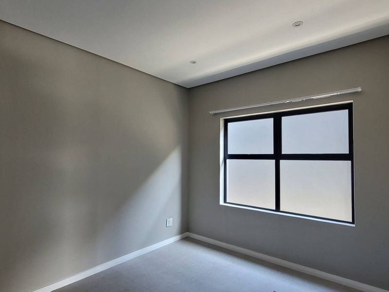 Palm Lakes Estate Rental - Photo 7