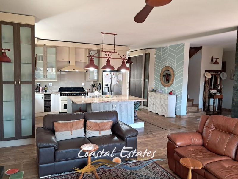 Exquisite Waterfront Home with Breathtaking Views - Photo 9