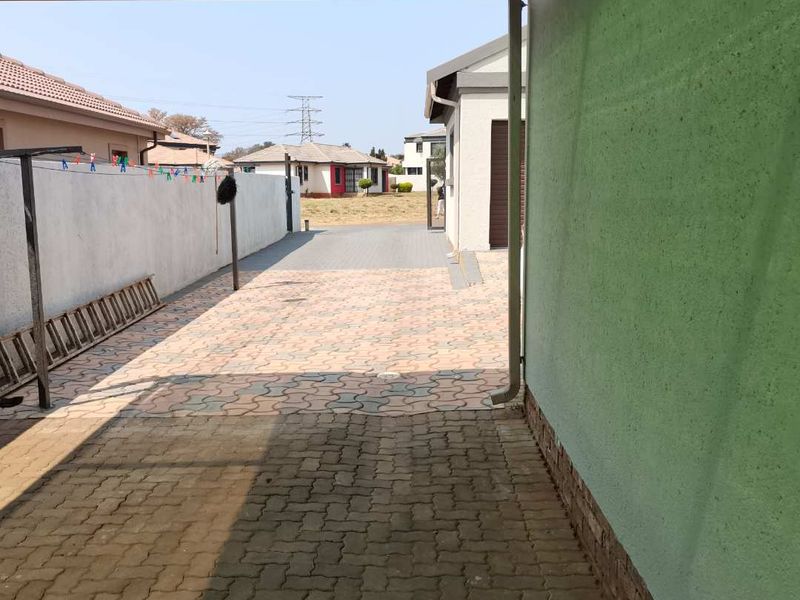 04 Bedroom, 03 bathroom house available to rent as student accommodation - Photo 7