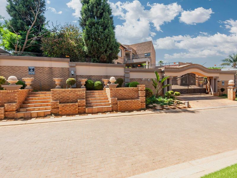 5 Bedroom House for Sale in Meyersdal - Photo 1