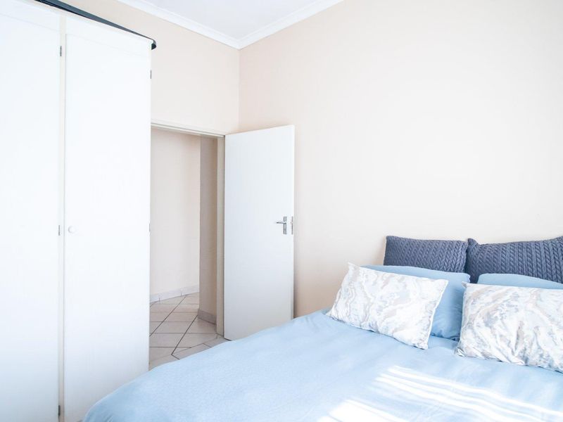 3 Bedroom 2 bathroom home - Photo 10
