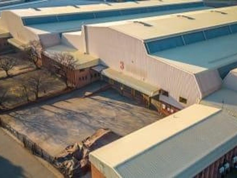 7 242m2 Alrode Warehouse To Let - Photo 2