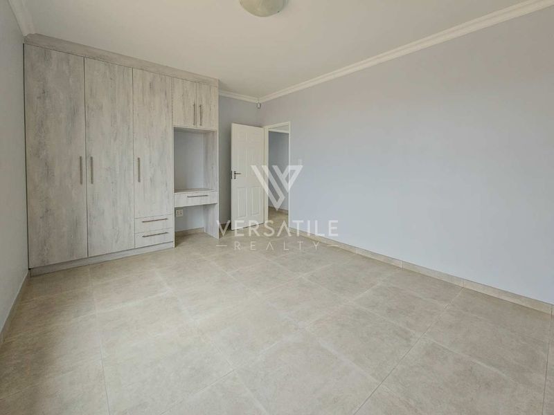 Brand New Modern Home in Mile 4, Swakopmund - Photo 10