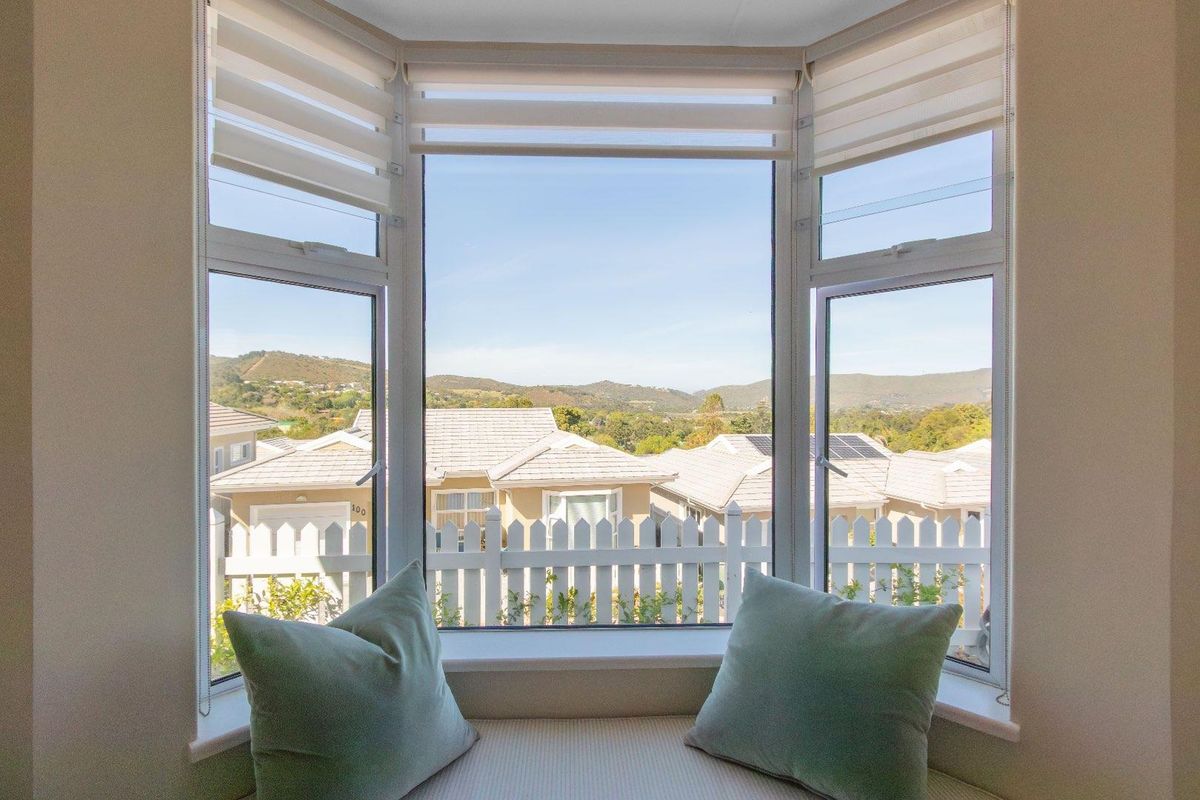 Sophisticated Simplex Living in an Exclusive Lifestyle Estate - Photo 4