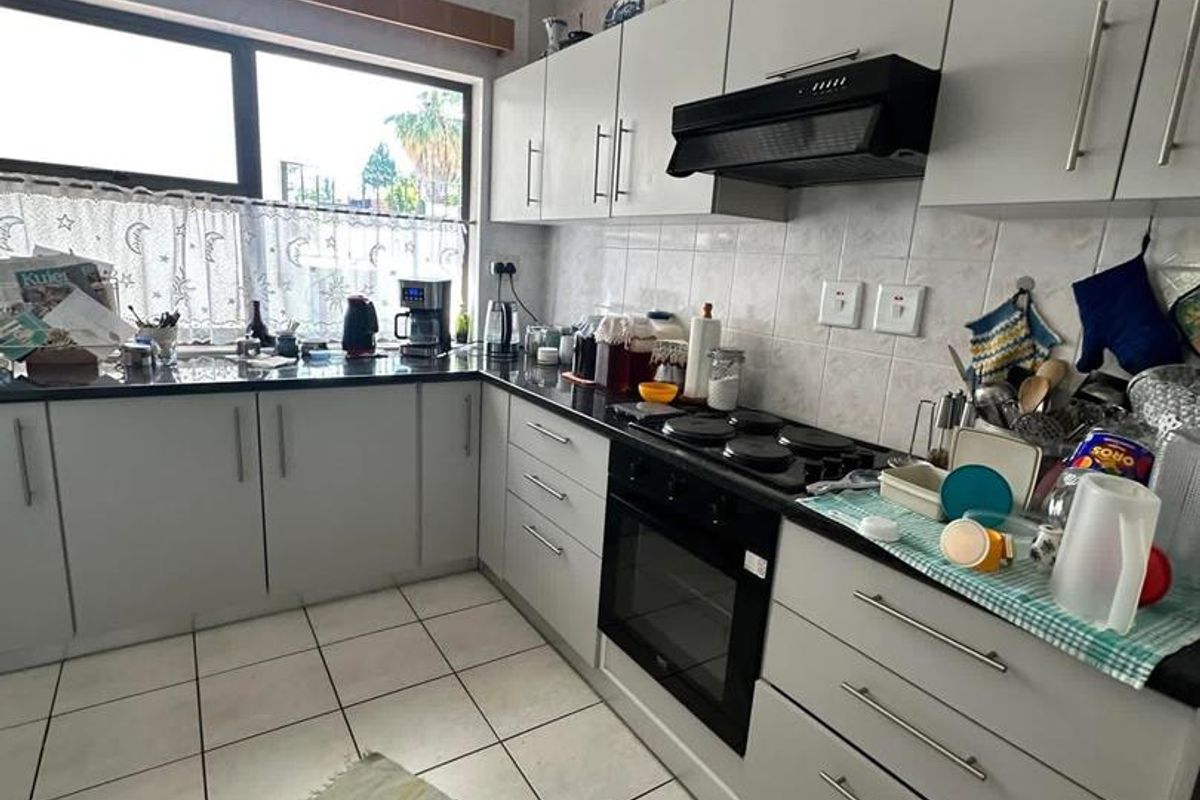 Ludwigsdorf- For Sale- N$2 650 000.00 - Photo 2