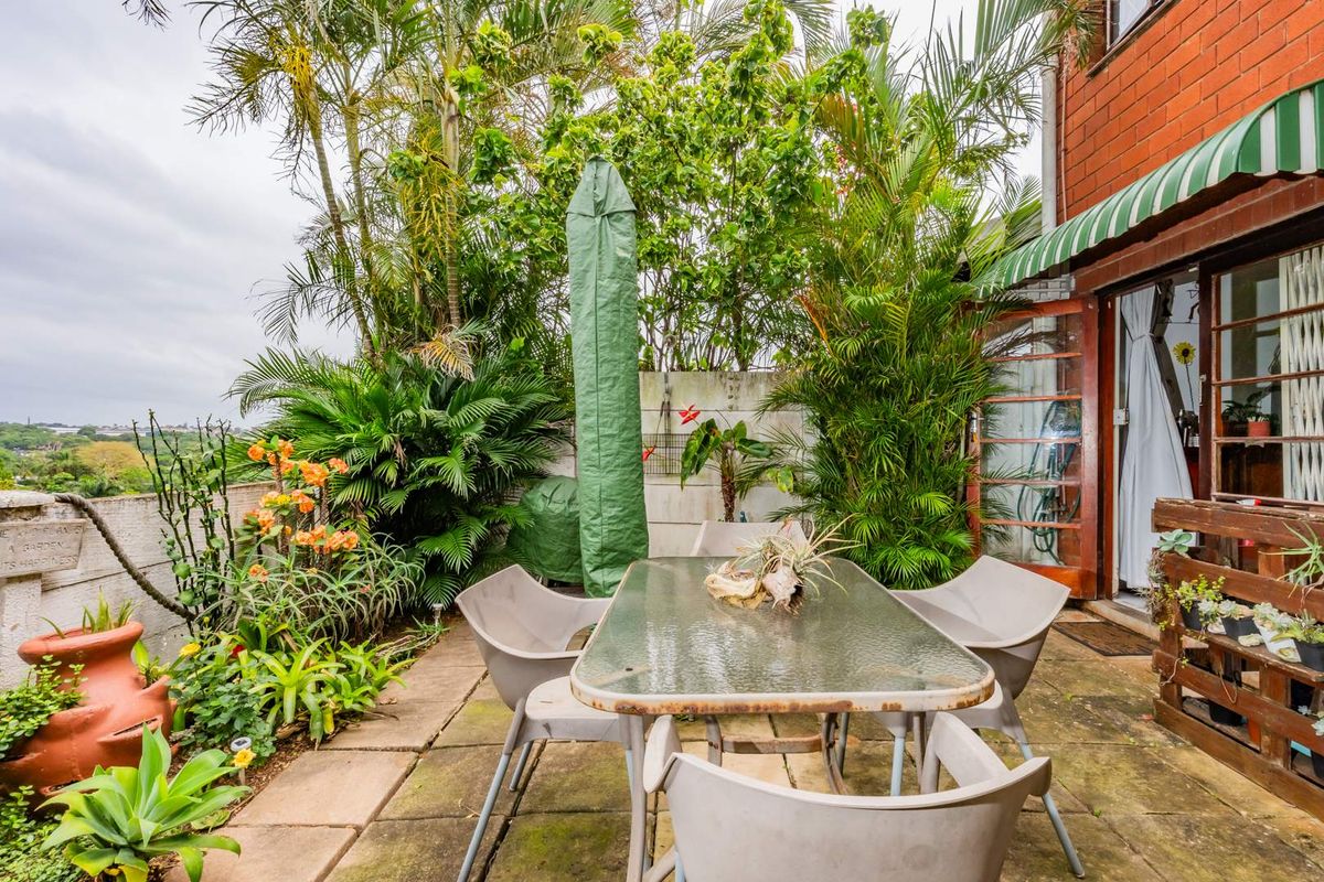 Hendra - First-Time Buyer Dream Home | 3 Bedroom Duplex in Quiet Cul-de-Sac - Photo 2