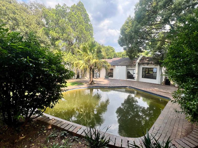 Your Dream Family Home Awaits! - Photo 2