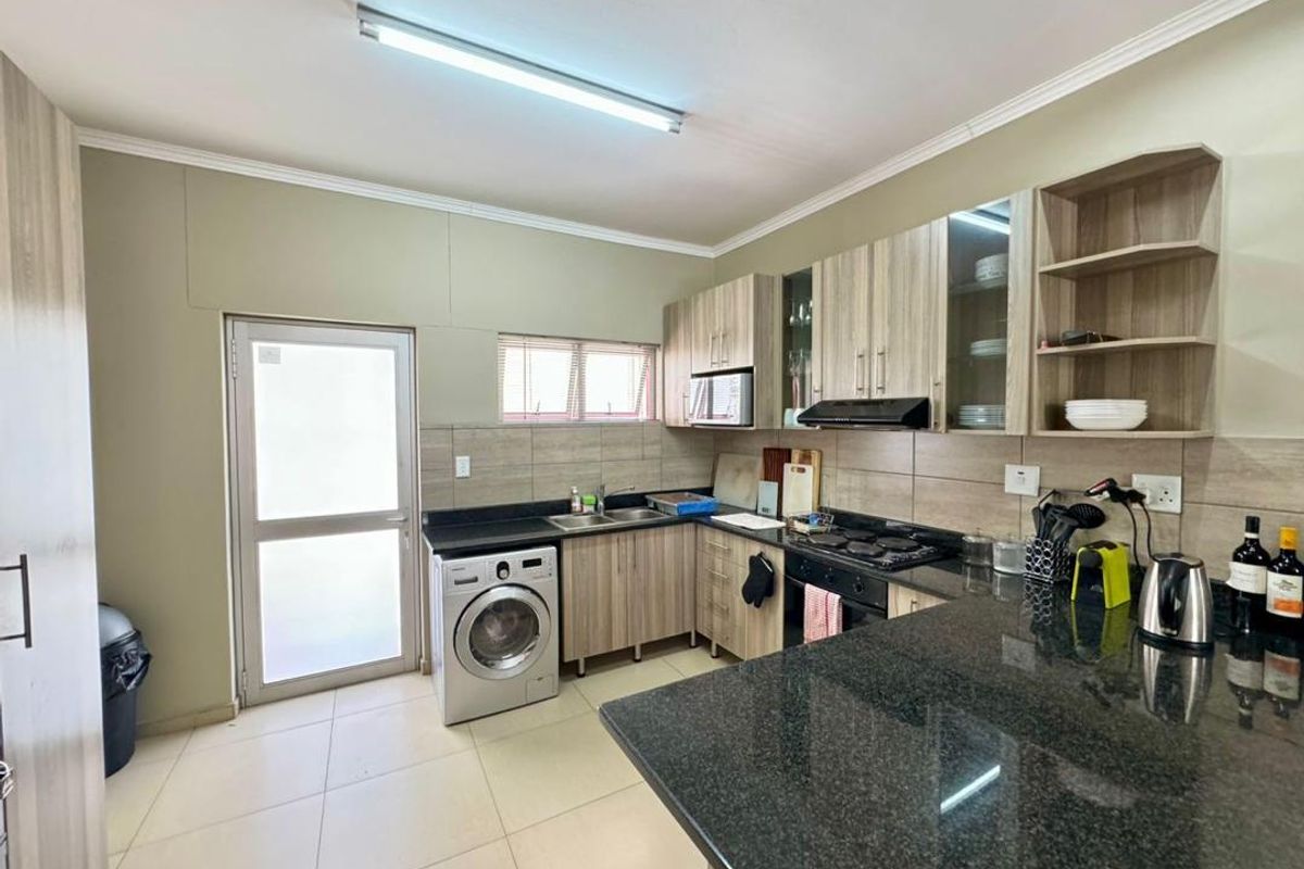 2 Bedroom Apartment for sale in Elisenheim - Photo 2