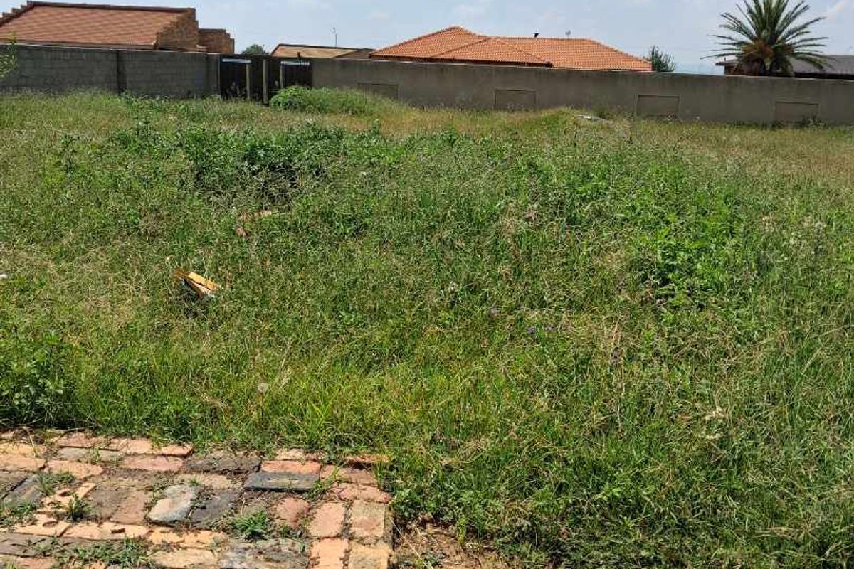 Well Fenced Land For Sale in Meyerton - Photo 4