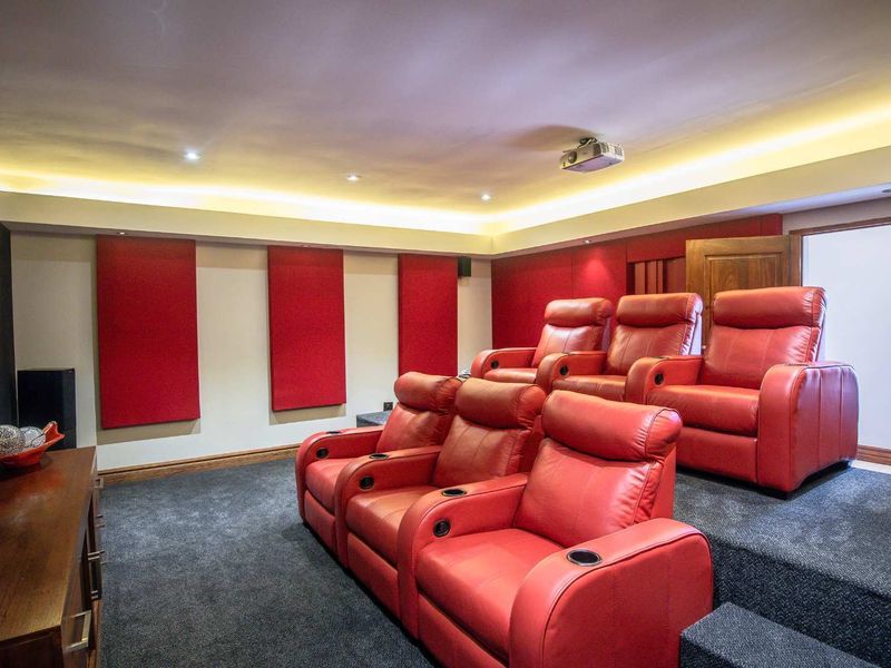 Live Lavishly at Birdwood Estate - Photo 9