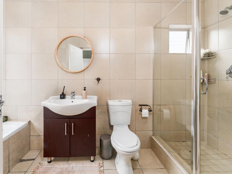 GR4 Zoned Home with Airbnb Potential - Photo 10