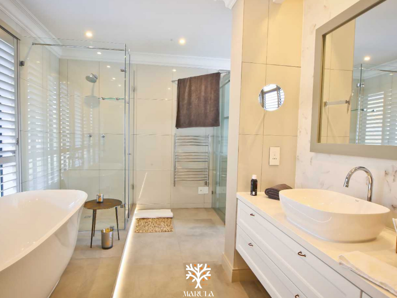 LUXURY VILLA FOR SALE | AM WEINBURG - Photo 10