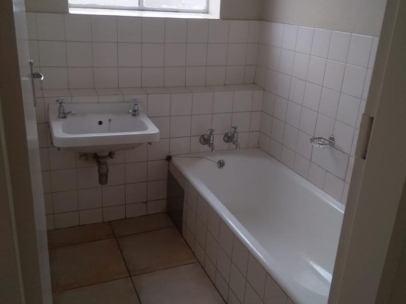 Two Bedrooms apartment in Pretoria - Photo 6