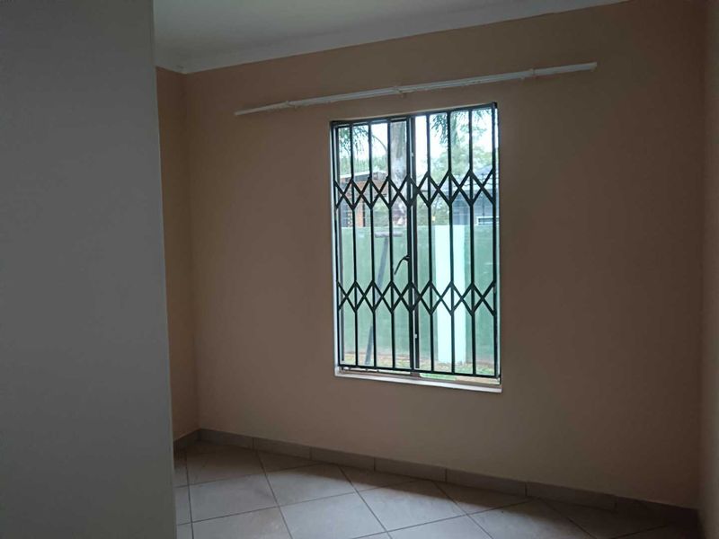 Panhandle home situated in Theresapark - Photo 9