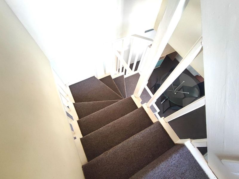 4 bedroomed townhouse in smaller complex - Photo 9