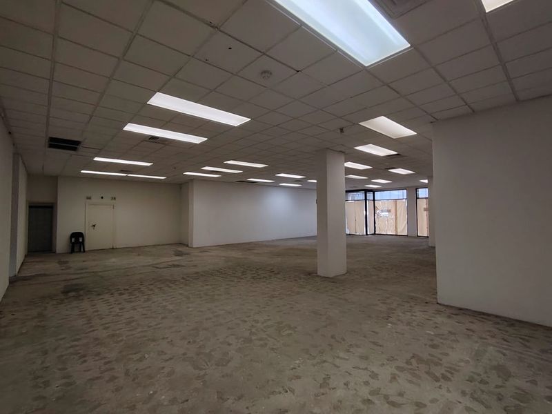 Durban CBD Ground Floor Retail to Let - Photo 2