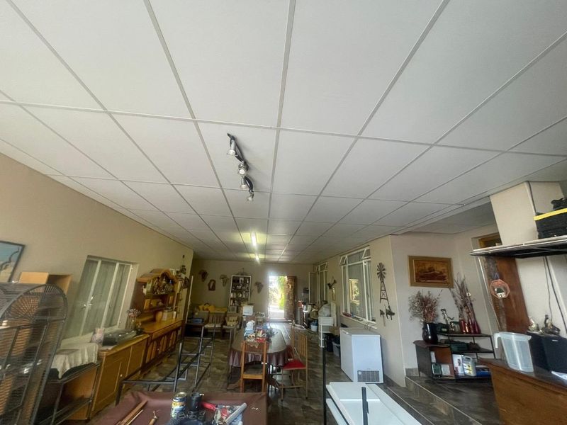 OLD ACADEMIA GOLDEN OLDIE AWAITING TO BE TRANSFORMED - Photo 8