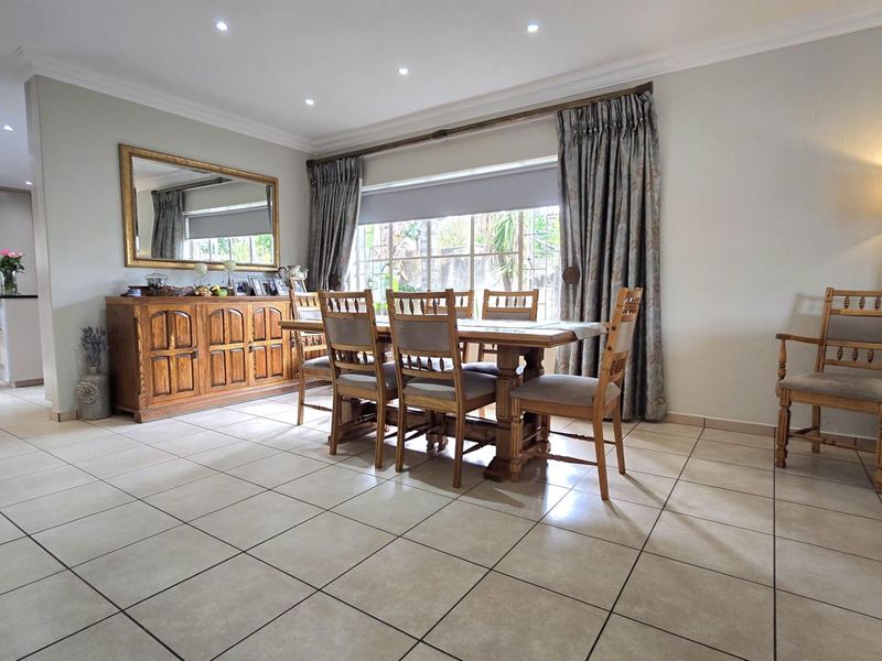 5 Bedroom House for Sale in Mulbarton - Photo 10