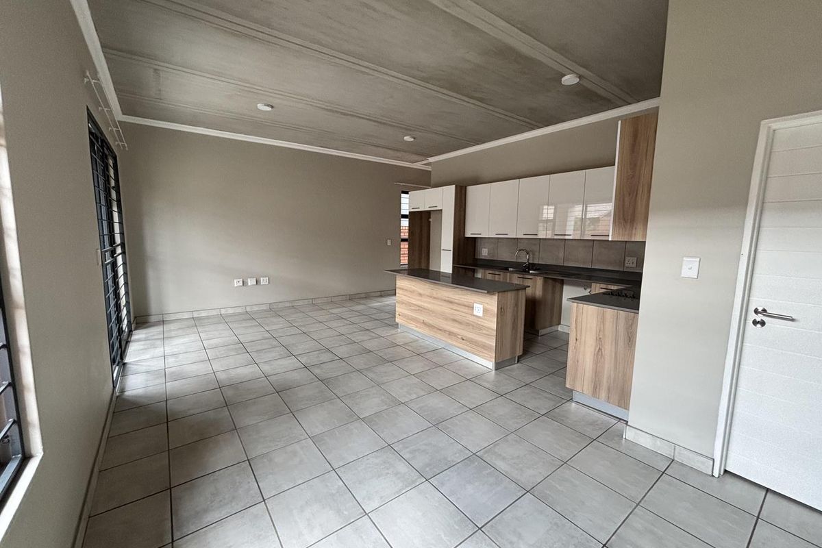 Modern 3-Bedroom Duplex in Secure Estate - Photo 4