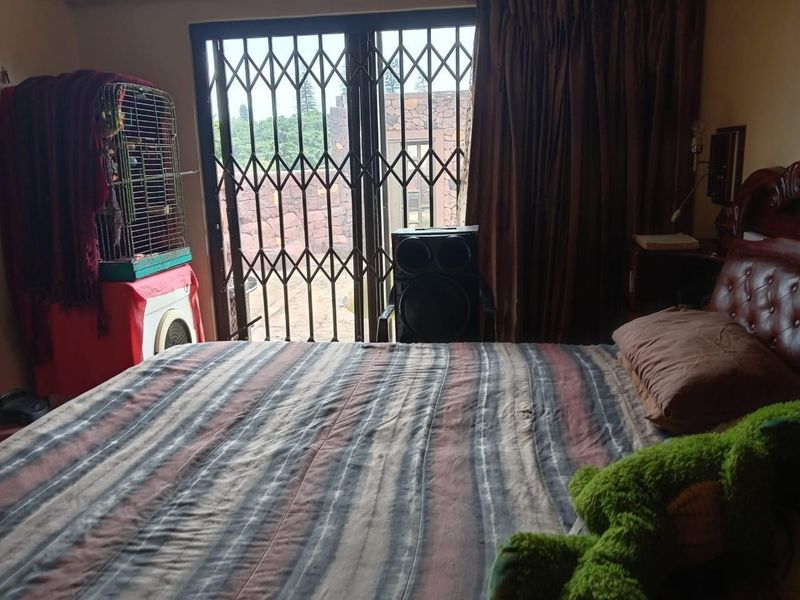Tick off the following: workshop space, Main house, Investment opportunity and a whole lot more! - Photo 7